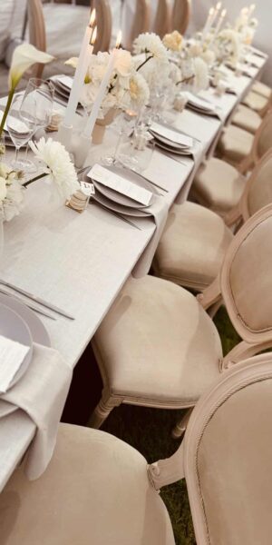 Chaises Médaillon en bois