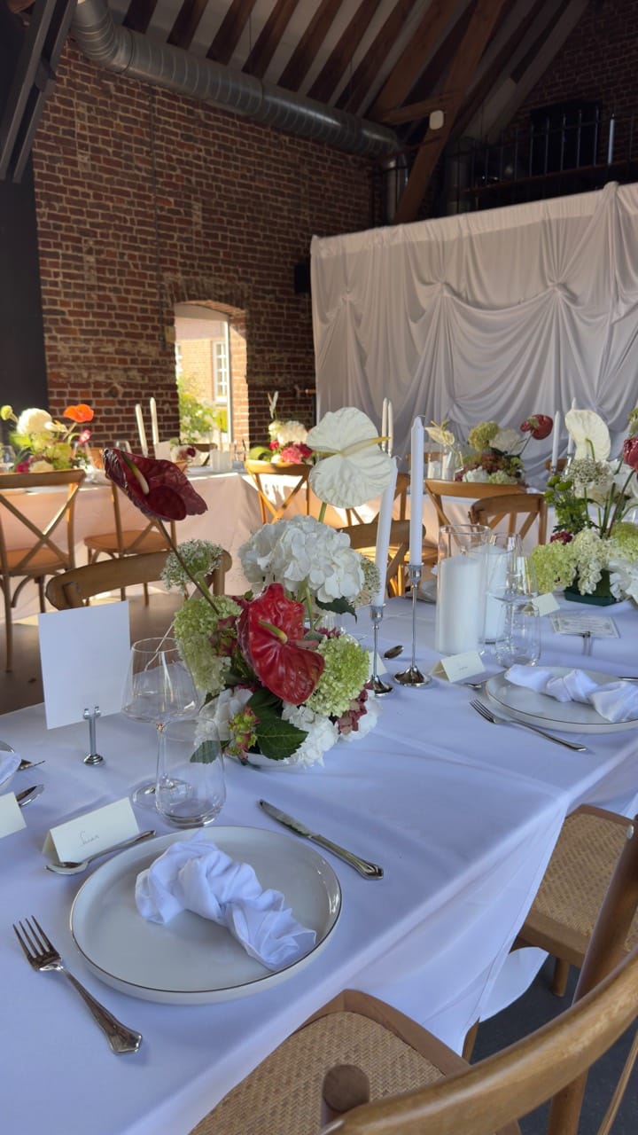 Décoration élégante de table pour un événement privé